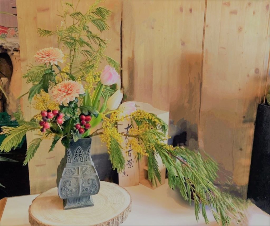 Flower arrangement at the restaurant Le Sushi-Bar