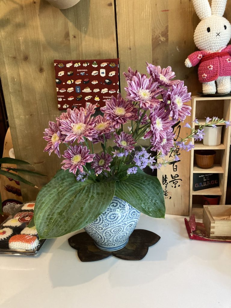 Flower arrangement for the first week @Sushi-bar