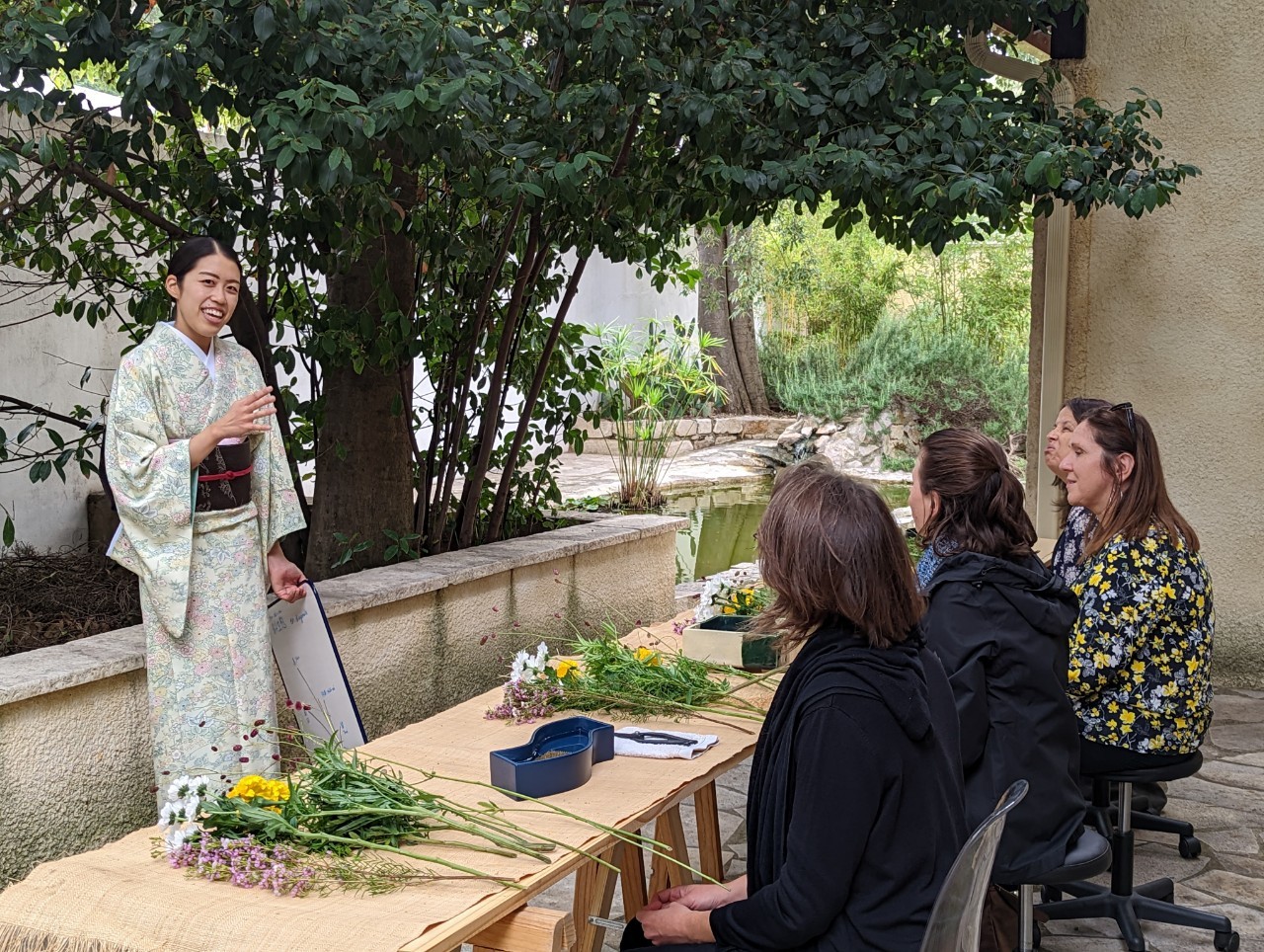Atelier d'ikebana au musée japonais de Castelnau-le-Lez