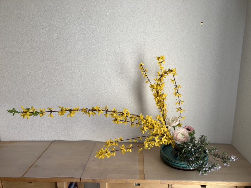 Atelier d’ikebana en avril à l’ADRA